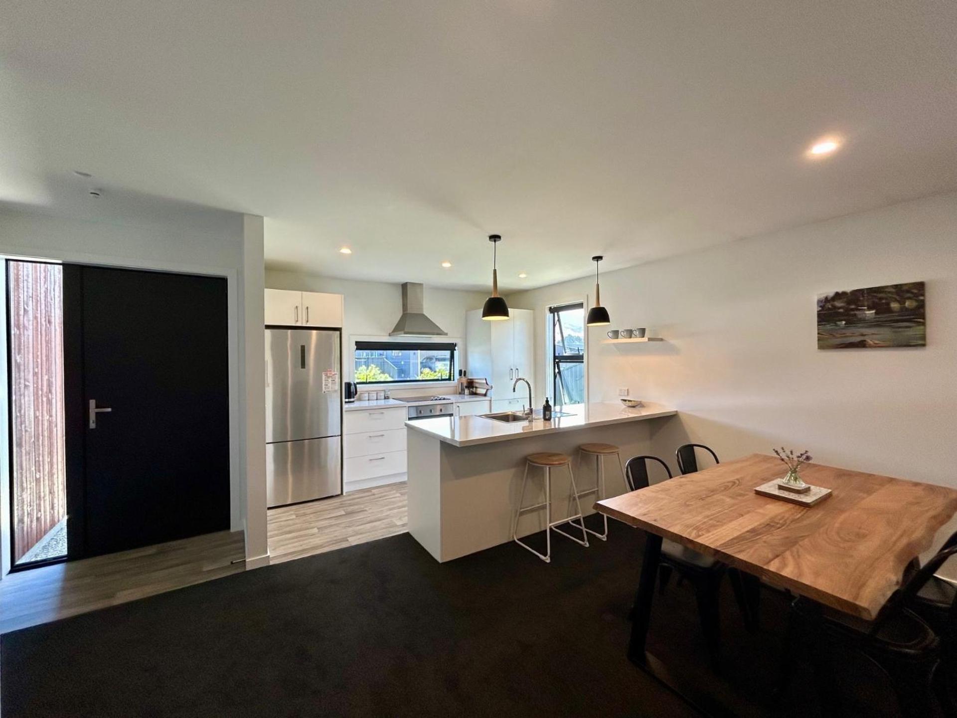 Modern Family Pad In Cromwell Villa Buitenkant foto